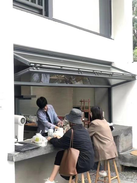 Folding Windows Zurich | Swiss Precision Engineering