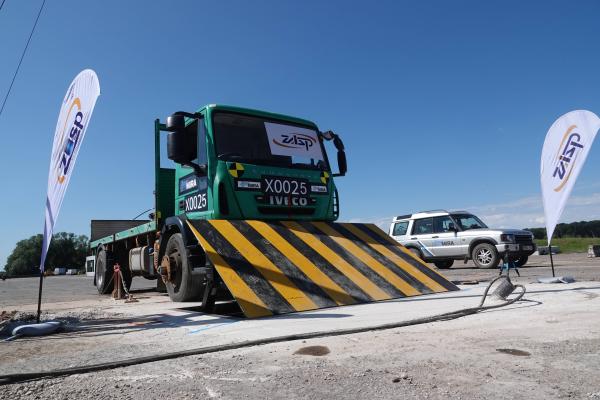 Bloqueador de estrada de alta segurança de aço carbono 7500Kg/80Kph para necessidades de segurança