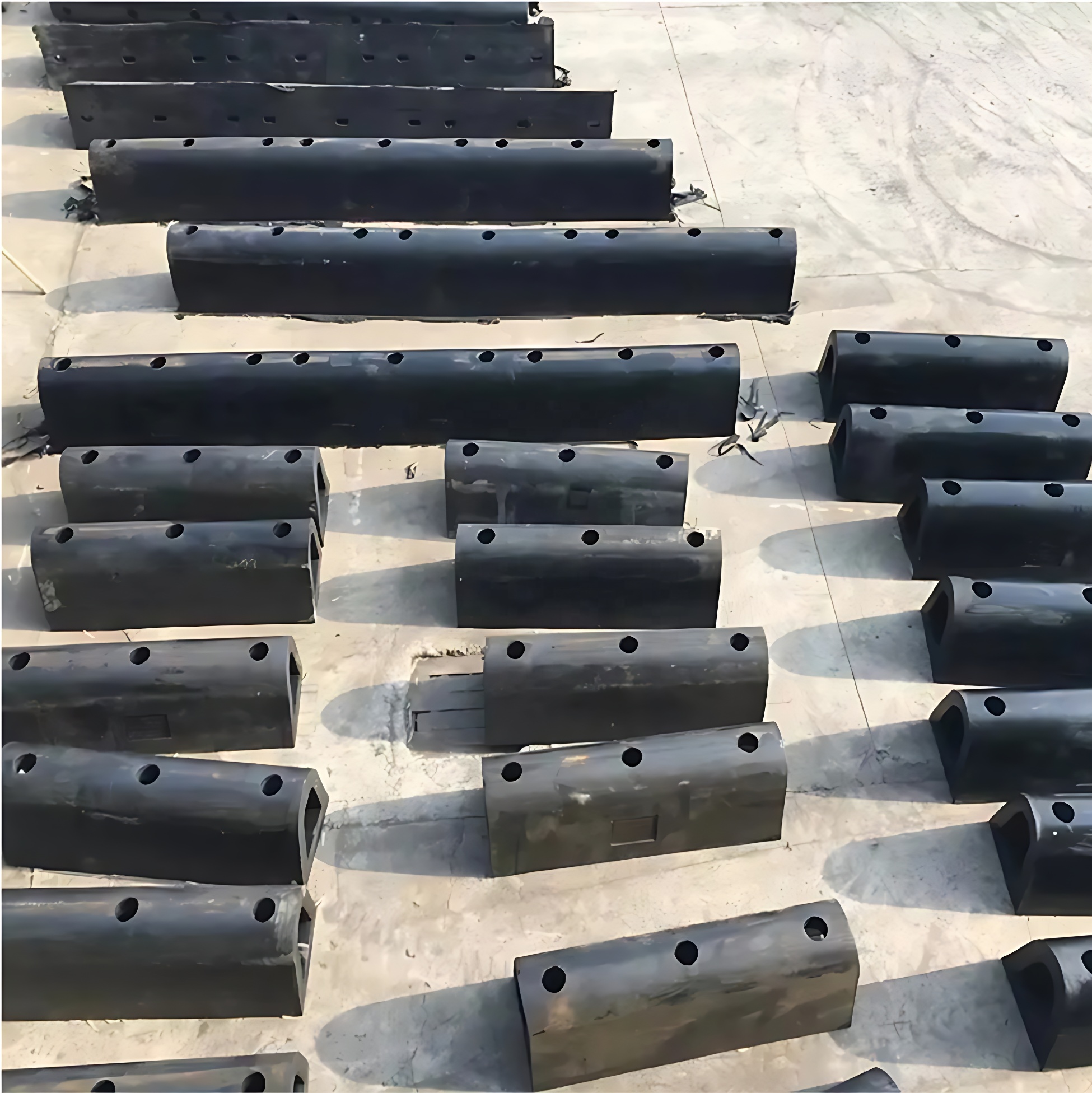 Customizable V Type Solid Dock Cushion Boat Bumper Marine Rubber Yacht Fender with CCS Certification