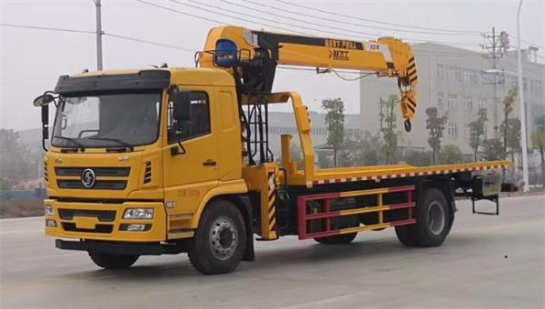 China Made Self Loader Flat Bed Tow Truck 10 Tons Tow Truck Wrecker With Crane