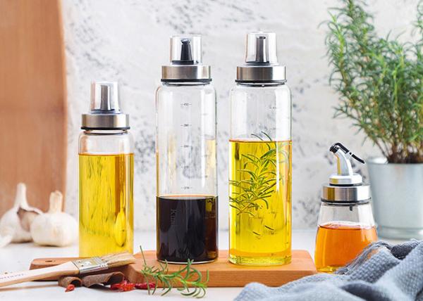 Bouteilles d'huile en verre décoratives de haut Borosilicate pour l'usage de cuisine et de bureau