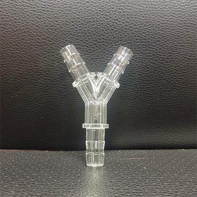 Crystal clear: the craftsmanship of injection moulding for transparent white plastic tubes