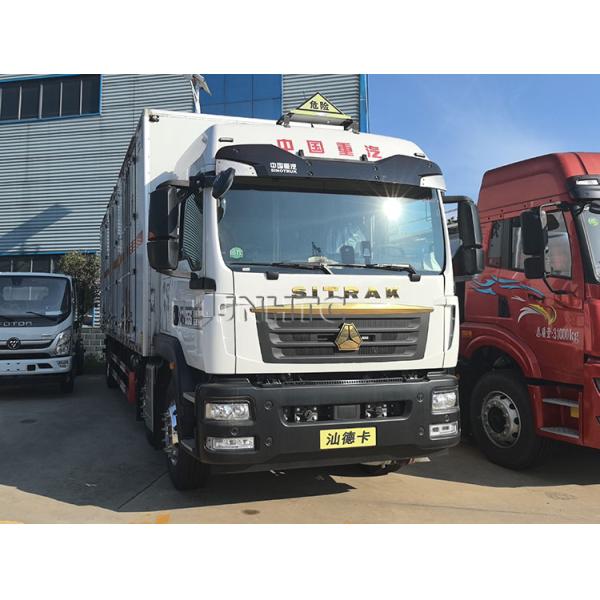SITRAK Transporte de mercancías peligrosas personalizado Camión de carga 4x2 Fuegos artificiales diesel Camión de reparto inflamable