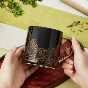Exquisite Hand Painted Gold Handle Mug