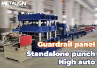 Máquina automática de moldeado en frío para barandillas de carreteras, paneles W, agujeros perforados y corte hidráulico