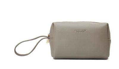 Promotional Fashion Cosmetic Bag PU Leather Material Made With Handle