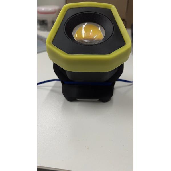 Workshop Super Bright 5w LED Work Light with Magnetic Base and Electricity Display