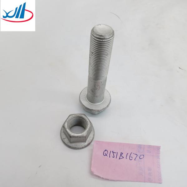 Truck Spare Parts High quality Hexagonal head bolt Q151B1670 cars and trucks