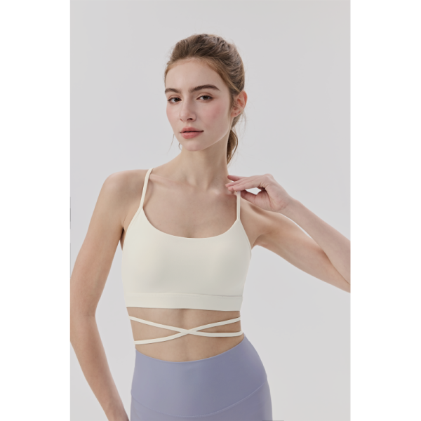 Black Crisscross Strap Sports Bra for Yoga and Fitness, Breathable Nylon Blend Activewear Top