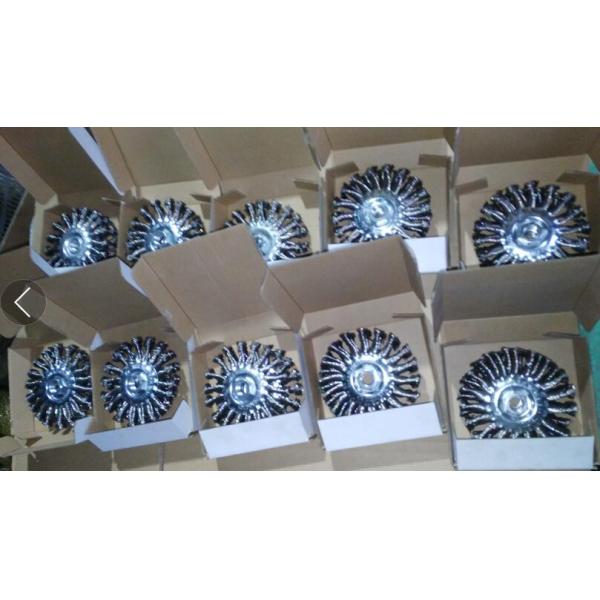Long Lasting 5 Inch Knotted Wire Wheel Brush for Weld Spatter Removal