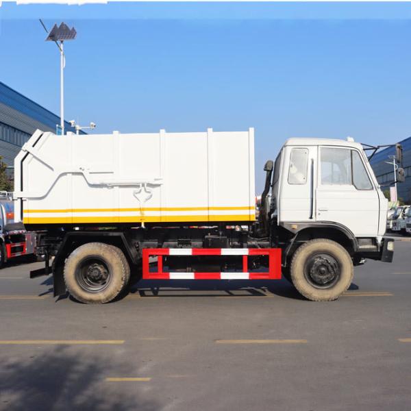 6CBM 4x2 Dongfeng Compressed Garbage Truck Manual Transmission Compactor Trash Truck