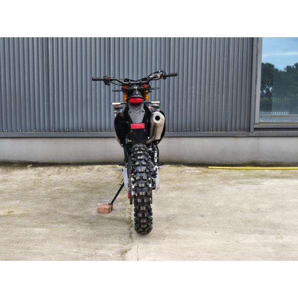 Air Cooled 200CC 250cc Off Road Motorcycle Dirt Bike With Inverted Front Shock Absorber Bulk Motorcycles Manufacturer