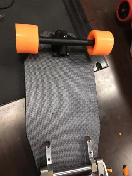 Protable Fold Electric skateboard,4 wheels Remote control high speed electric skateborad Factory GK-ES02