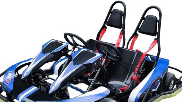 Campo de jogos Gokart do controle do ajuste do App