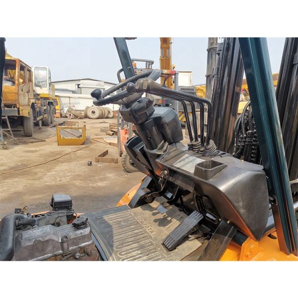 Japanese Forklifts Used Toyota 7f30 Diesel Forklift 3Ton Telehandler Routine Fork Width