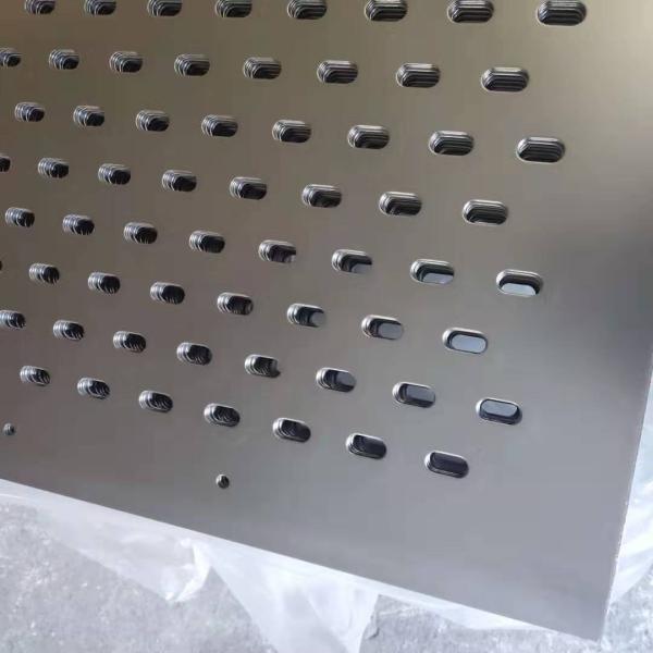 Промышленная защита нержавеющей стали сетки металла 2mm 3mm пефорированная