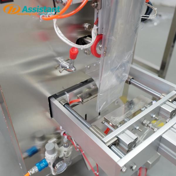 Convenient Fully Automatic Powder Filling Machine with Automatic Weighing and Sealing