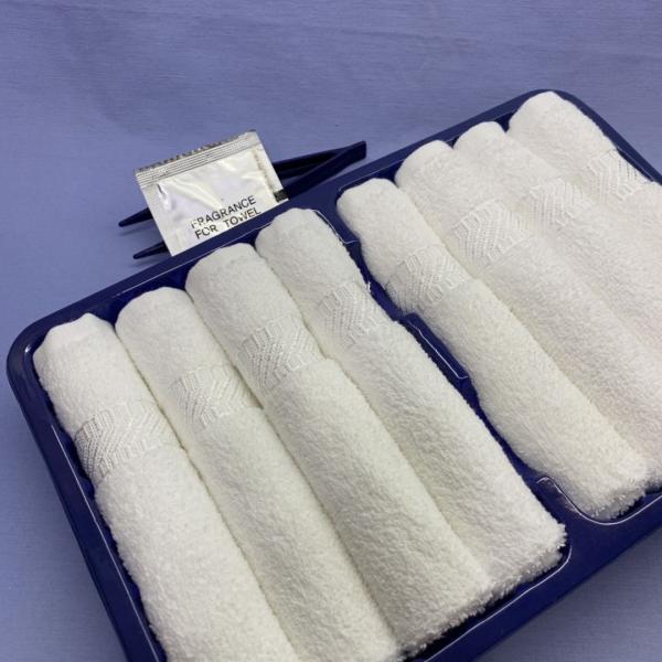 Полотенце руки авиакомпании дешевого изготовленного на заказ небольшого хлопка крена устранимое с логотипом