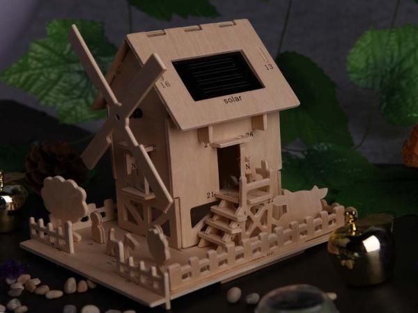 Small Solar Educational Toys Mini Wooden Playground Toys Science Kits