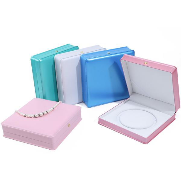 Touche douce couleur macaron collier en plastique perle boîte de rangement emballage de bijoux