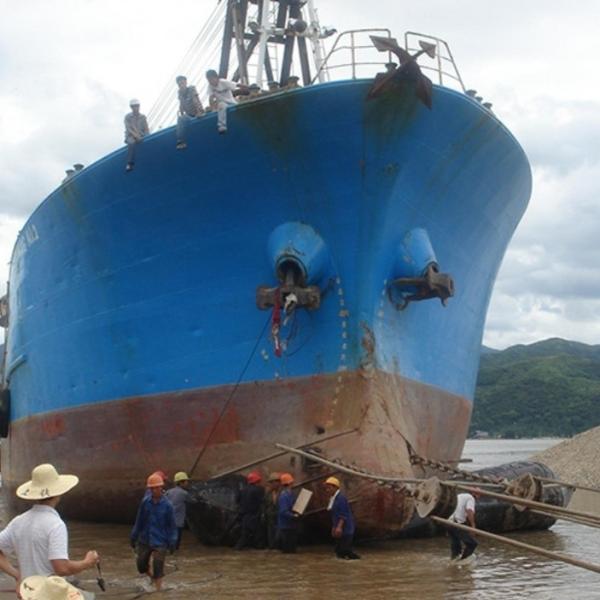Bolsa a ar de lançamento de borracha natural do navio com camadas diferentes do cabo