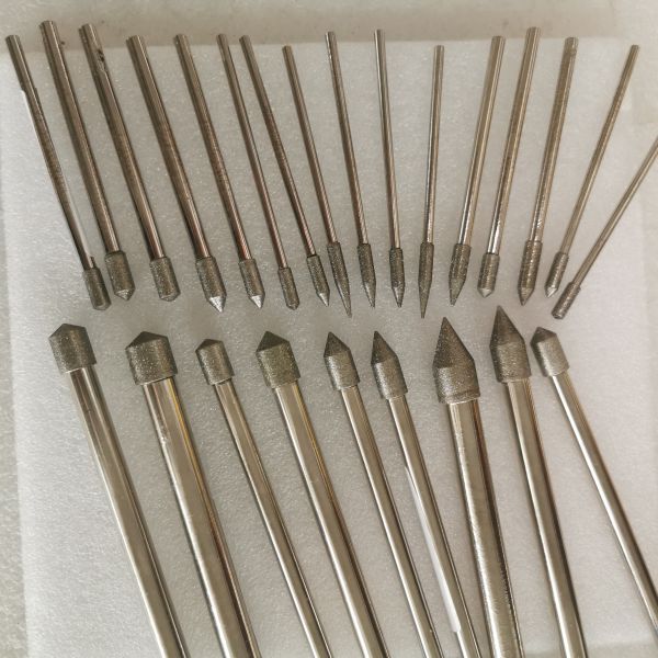 Custom-Made 10*8*10*70mm  120° D126 Electroplated Grinding Bits For Cemented Carbide