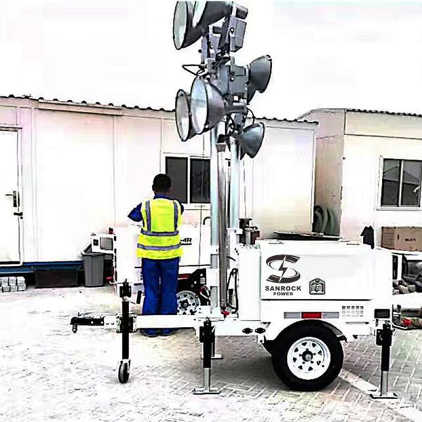 5 Lux Solar Powered Portable Light Towers For Construction Site Customization