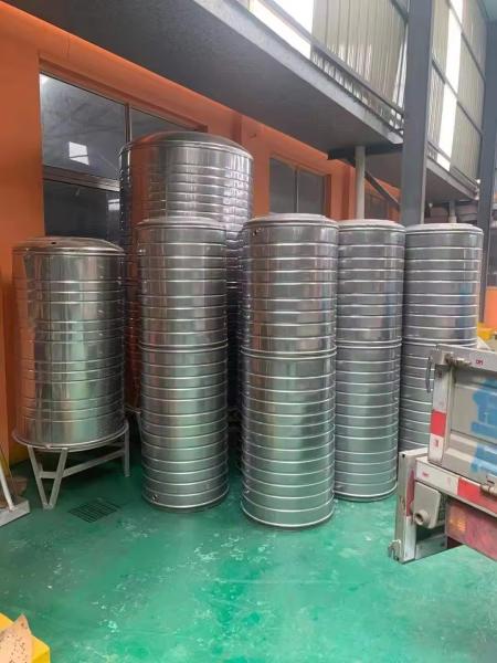 Tanque de água de aço inoxidável para água potável Tanque de água cilíndrico de 1000 litros