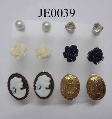 camel  rose earring set