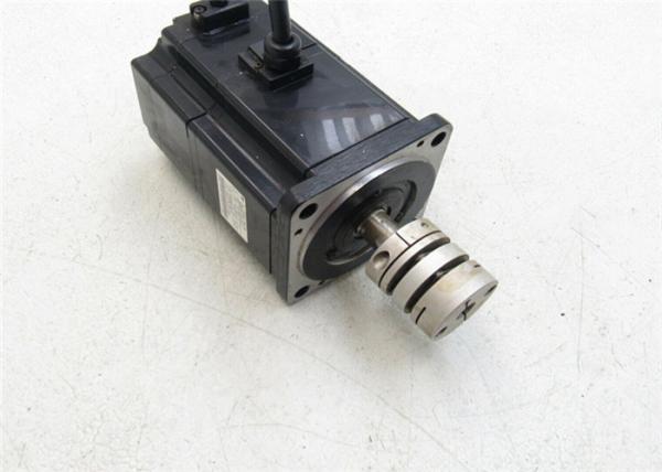 Servo motor industrial 1.27N.m 3000/MIN 400w SGMPH-04A1A2C da C.A. de Yaskawa