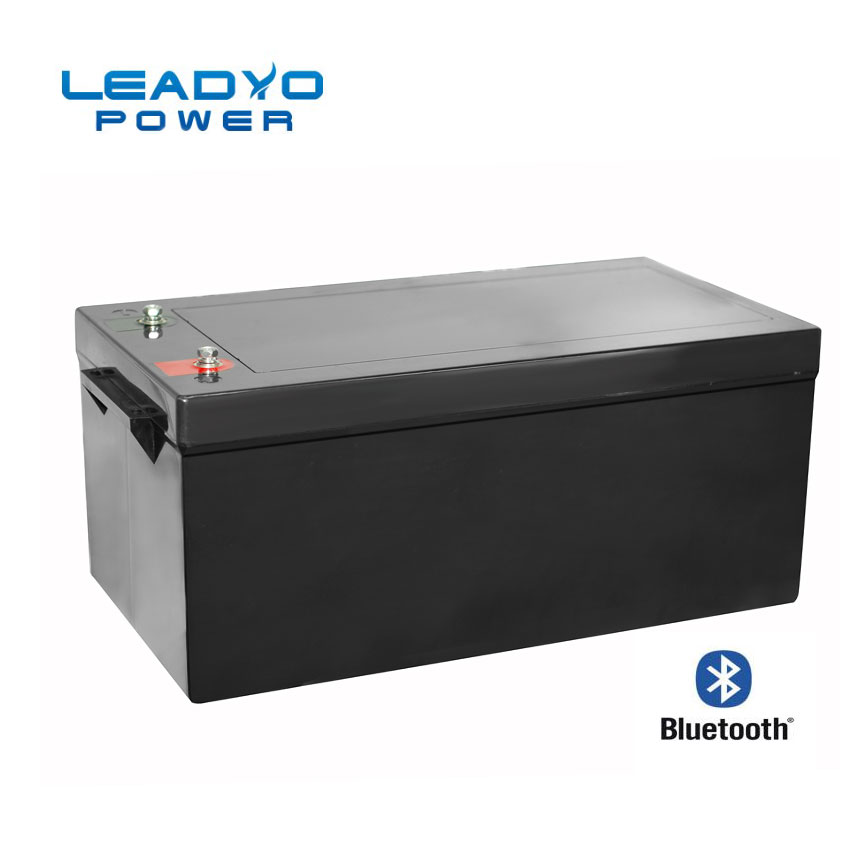 Литий-ионный аккумулятор LiFeP04 Bluetooth 24V 100ah делает водостойким для яхт шлюпки e