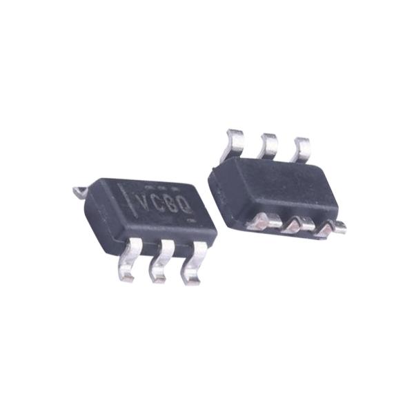 IC Integrated Circuits TLV3501AQDBVRQ1 SOT-23-6 Analog Comparators