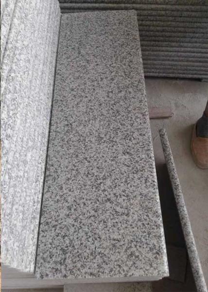 Light Grey / White Granite Stair Treads , Exterior Stone Stair Treads 120 X 33 X 3cm​