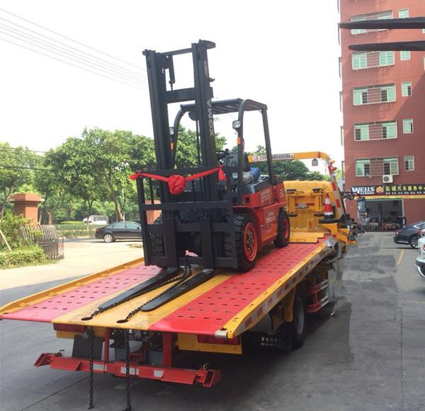 Manual 3 Ton Diesel Forklift , Diesel Fork Truck With Long Service Life