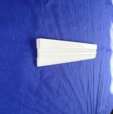 Heat Insulation White Wood Casing Molding For Indoor Decoration