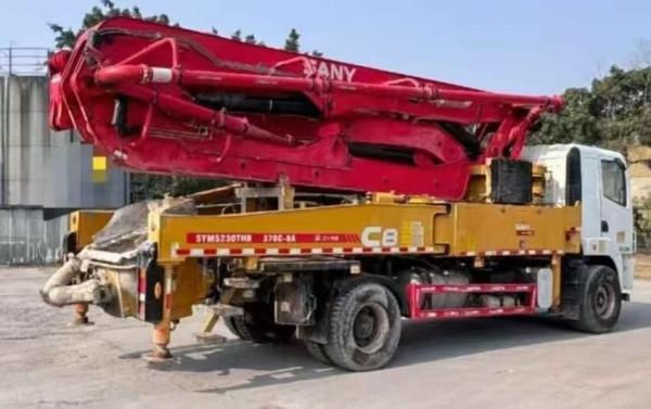 13MPa 23000kg Well Maintained Second Hand Pump Truck 32 Meter