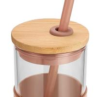 bouteille en verre avec couvercle en bambou