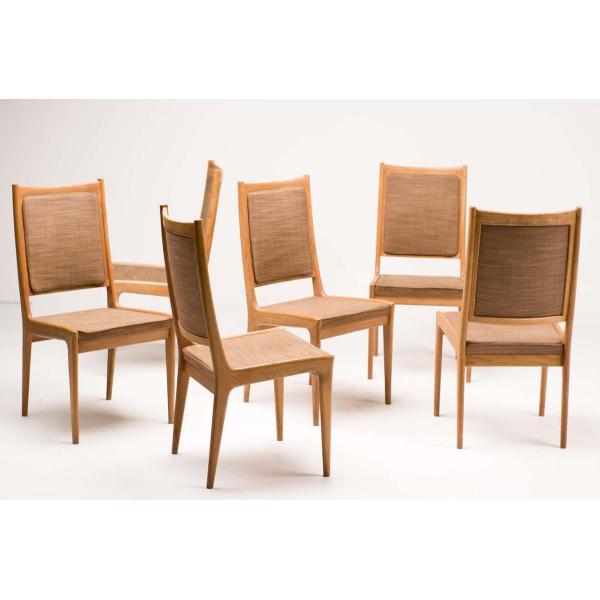 Dining Room Furniture Solid Wood High Back Chairs with Fabric Upholstery in Nordic Design