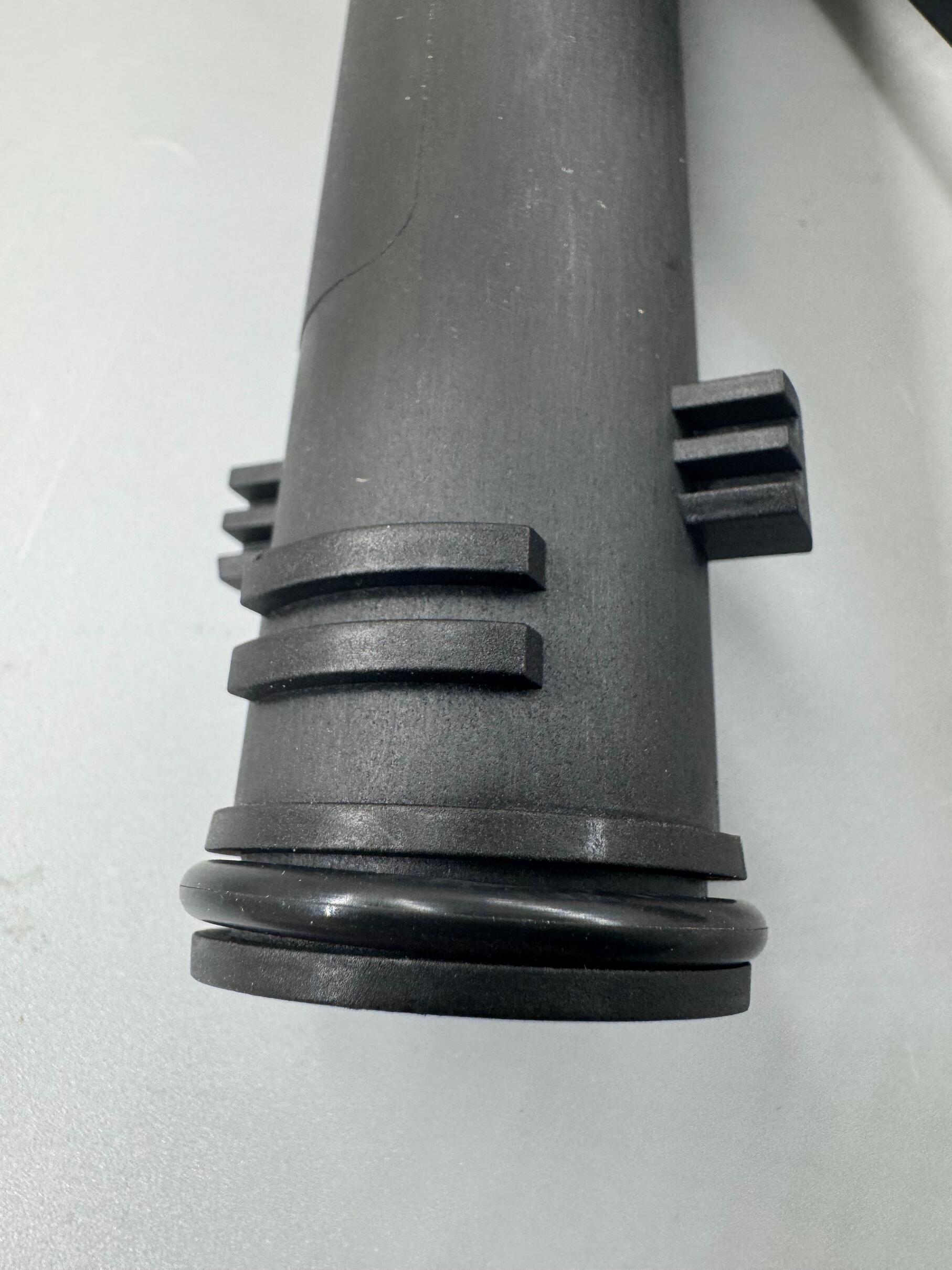 One stop purchase thermostat housing 03H 121 117 A for Q7 Touareg 3.6
