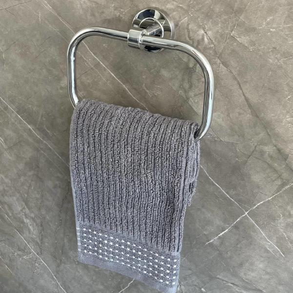 Современный квадратный держатель стены вешалки Bathroom нержавеющей стали Sus 304 колец полотенца Bathroom