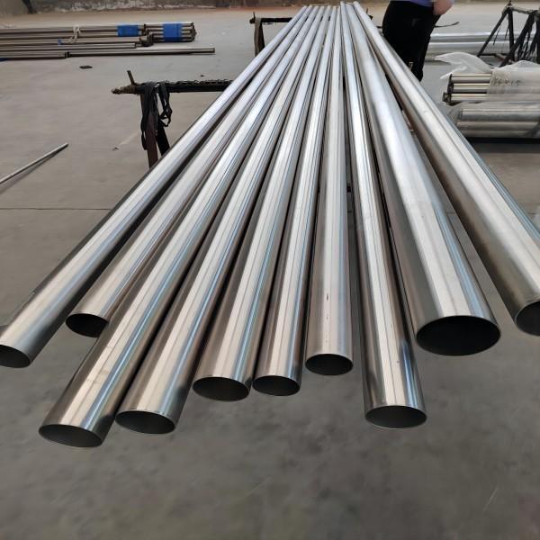 Tubo soldado de titânio DN100 OD114,3 mm Espessura da parede 3 mm Em estoque