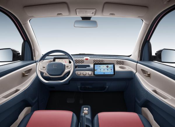 Fengguang Mini Chinese EV Car Pure Electric 3 Doors 180 Mile Range