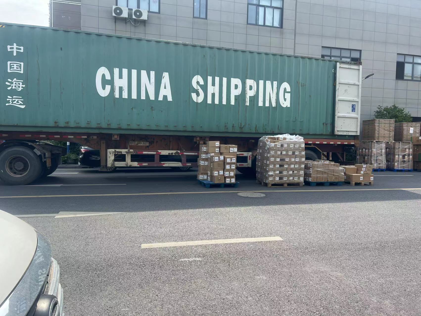 Небольшая тележка от Китая к грузу DDP Yiwu Европы дополнительному большому к маклеру доставки Польши