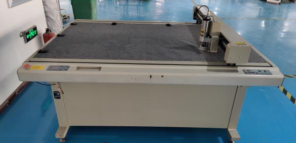 Kraft Material Second Hand Flatbed Garment Cutting Machine Template PVC Cutter 1500*900mm Cutting Area