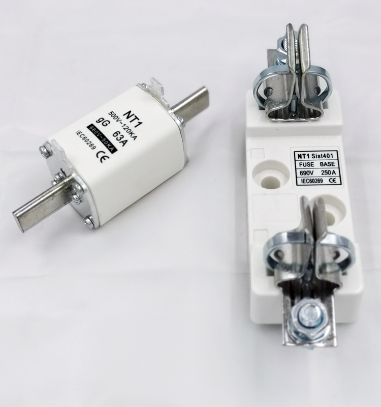 High Breaking Capacity 500V 120KA 200A HRC Ceramic/Copper Fuse Link Low Voltage Fuse Block Thermal Usage CE/TUV Certified