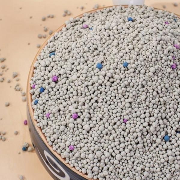OEM Bentonite Cat Litter Sand Dust Free 0.8mm-3.8mm Bentonite Litter Sand