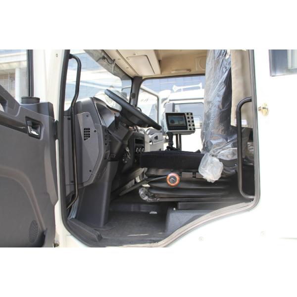 9726ml Displacement Compactor Truck for Waste Compaction and Disposal