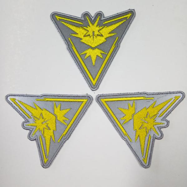 Heat Cut Border Iron On 12C Color Reflective Embroidered Patch