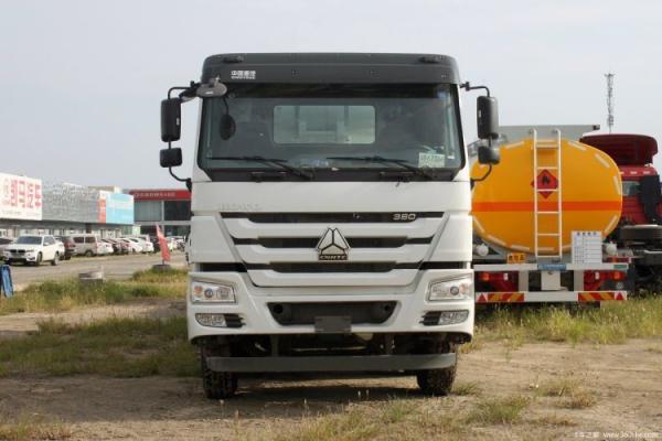 National Heavy Truck HOWO 8X4 5.5 Square Concrete Mixer Truck and Capacity of 2-25m3