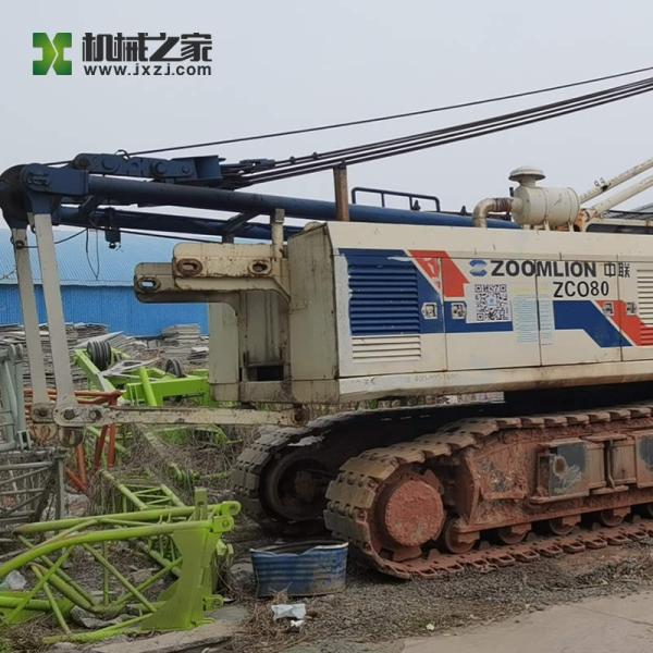 75ton использовало подержанные краны на гусеничном ходе Zoomlion ZCC750V